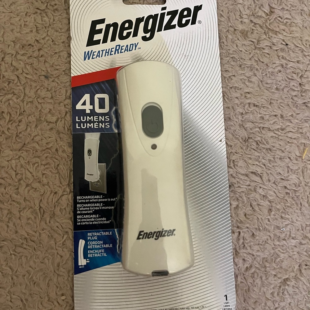 Energizer WeatherReady Rechargeable Light - White